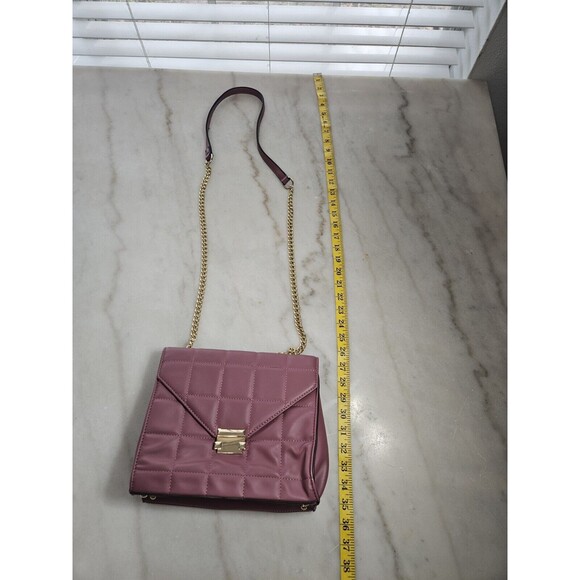 Pink Crossbody Woman Bag, Chain Golden Strap - Picture 7 of 10